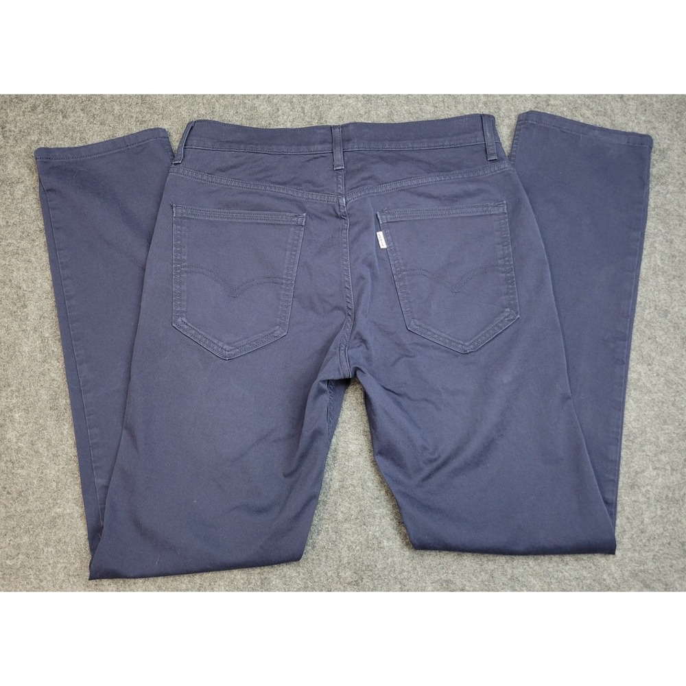 Levis Chino Pants Mens 32x32 Navy Bleu Straight Leg Preppy City Everyday Office